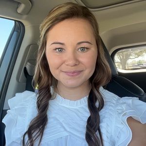 Meet your Posher, Lacey